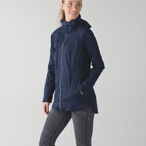 Lululemon Fo Drizzle Rain Jacket Navy Hooded Women's Jacket rare vintage